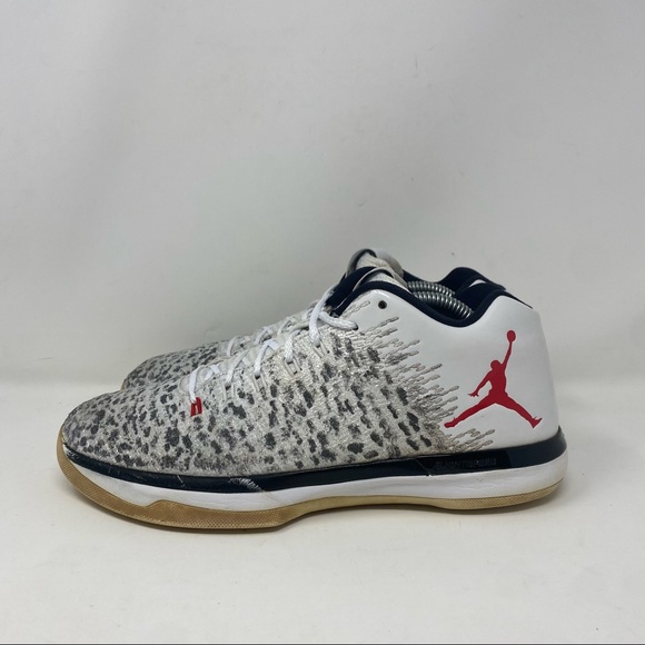 Nike Air Jordan XXXI 31 Low Chicago Wht Basketball Shoes 897564-101 Size 8.5 - Picture 3 of 8